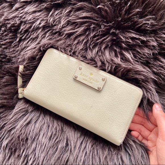 kate spade | cream full zip wallet - Picture 1 of 11
